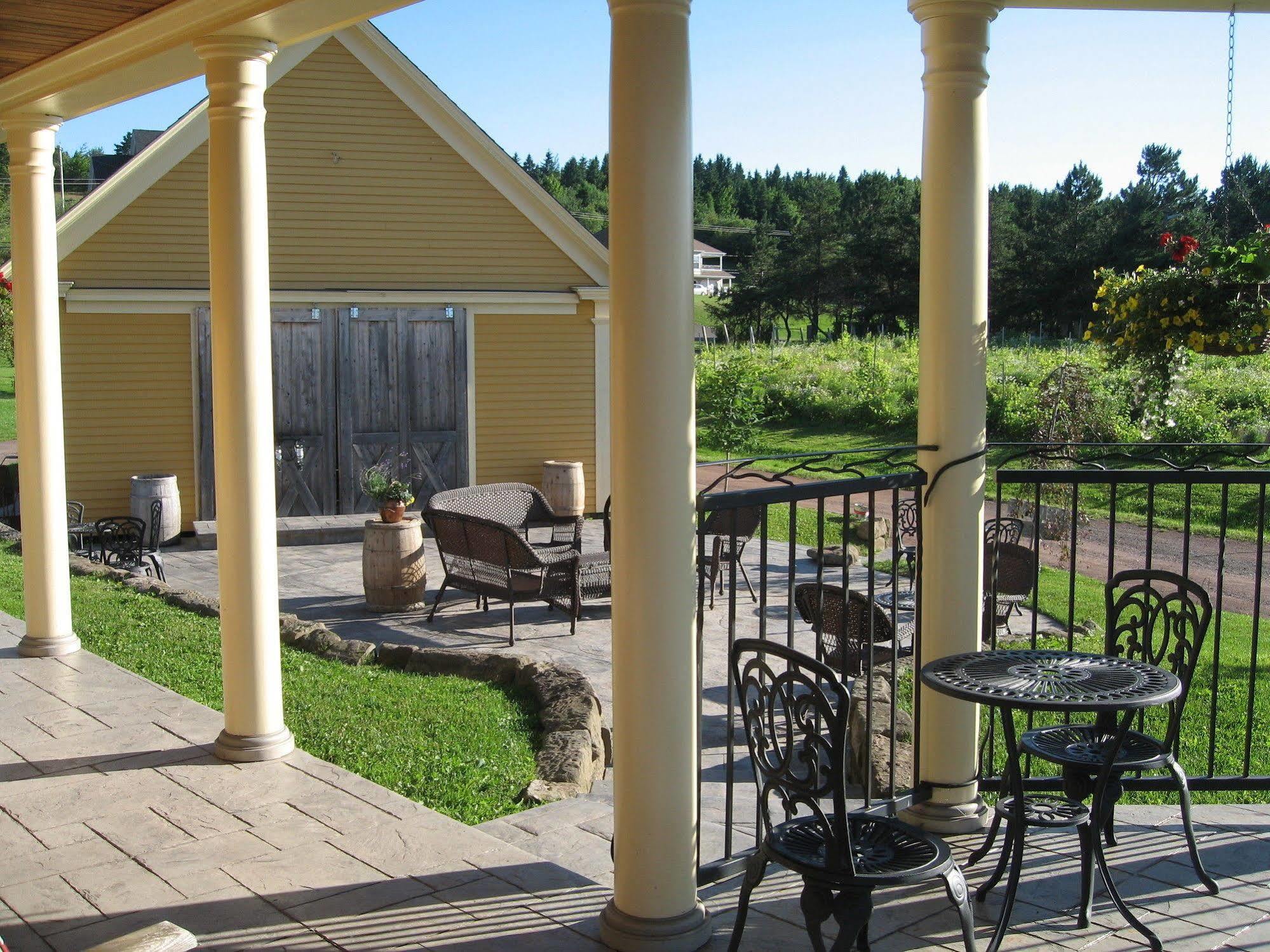 Magnetic Hill Winery Hotel Moncton Ngoại thất bức ảnh